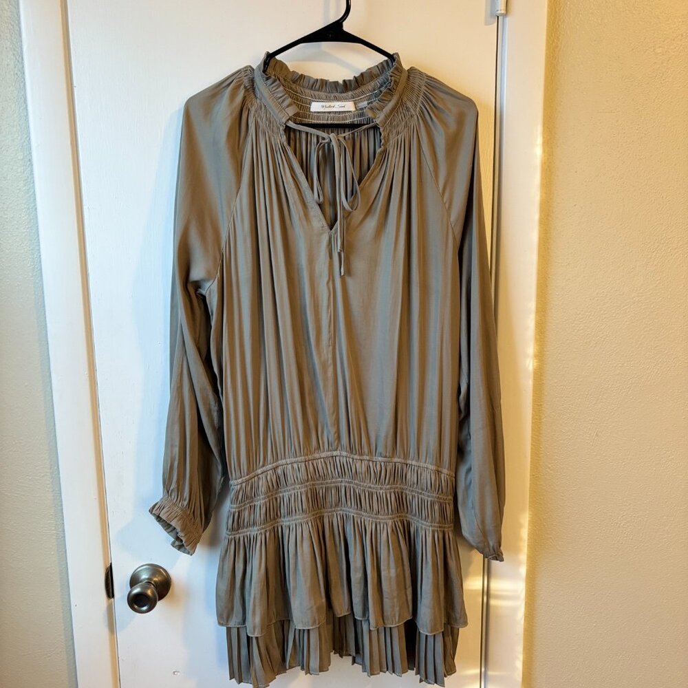 Mustard Seed Flowy Olive Green Dress – Breezy & Timeless